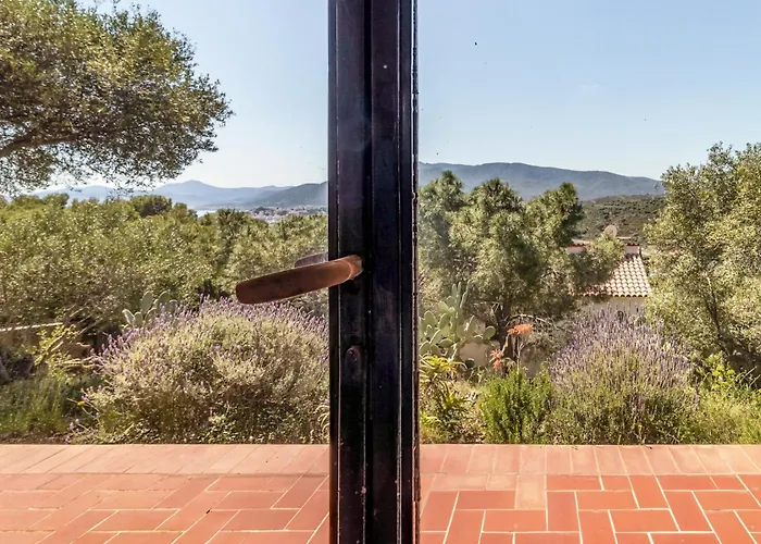 Grifeu 08 - Con Terraza Exterior