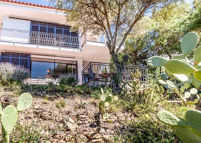 Grifeu 08 - Con Terraza Exterior * Girona